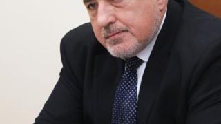 Премиерът зарадва ученици и родители с невероятна финансова вест 