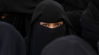 И Шри Ланка забранява бурките
