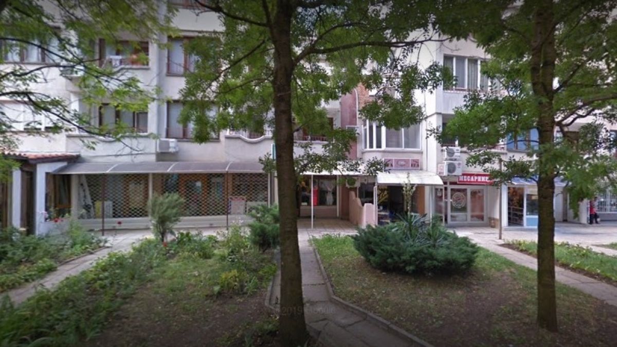 20-г клиент стреля по заведение в Бургас от яд, че затваря в 22 часа СНИМКИ