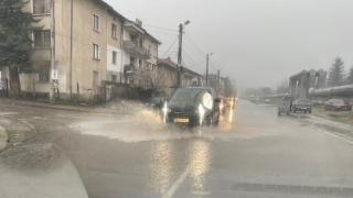 Враца е под вода след адската буря СНИМКИ