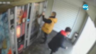Потресаващ вандализъм в София: Добре облечени деца вземат нож и ... ВИДЕО