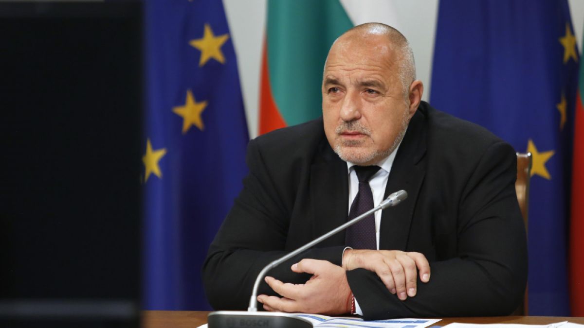 Борисов спешно разговаря с шефа на ЕС за ваксините и отново настоя за...