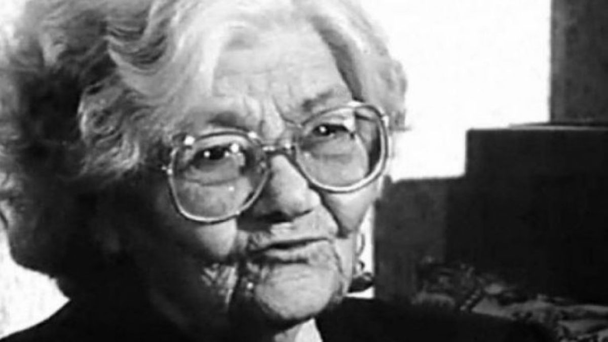 Слава Севрюкова: В света ще стане страшно, българите от чужбина да се приберат преди 2025-а
