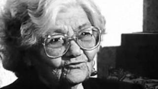 Слава Севрюкова: В света ще стане страшно, българите от чужбина да се приберат преди 2025-а