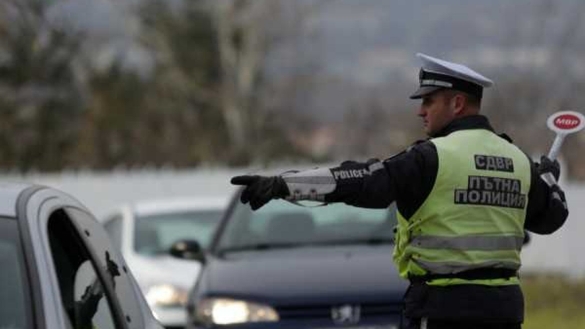 Полицейски блокади на изходите на София, ето какво се случва