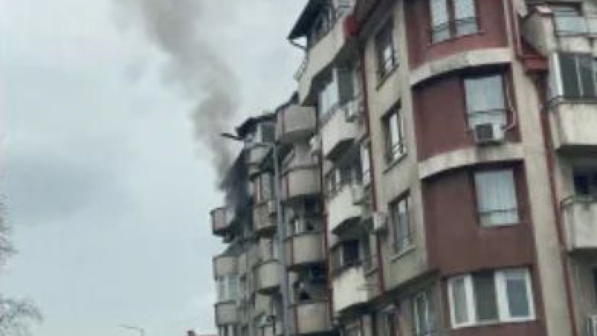 Ужас в центъра на Пловдив, ето какво се случва СНИМКИ/ВИДЕО