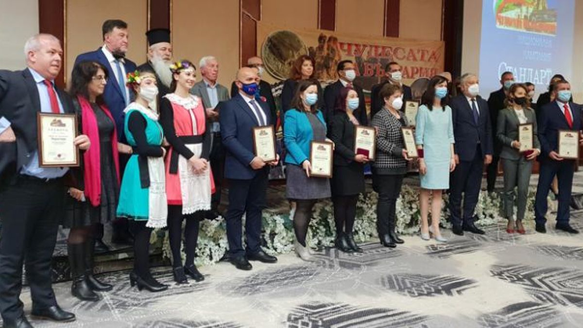 Ето кои са Чудесата на десетилетието СНИМКИ