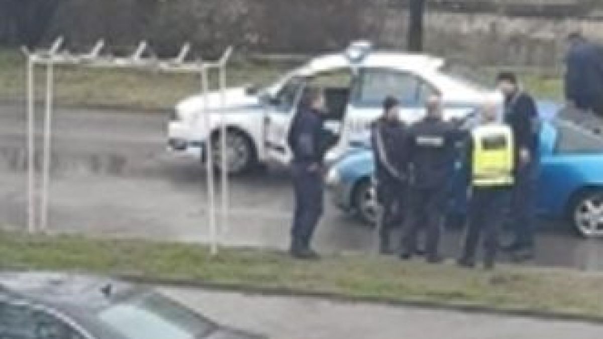 Зрелищно ВИДЕО от екшъна с три 3 патрулки и стрелба по беглец в Казанлък