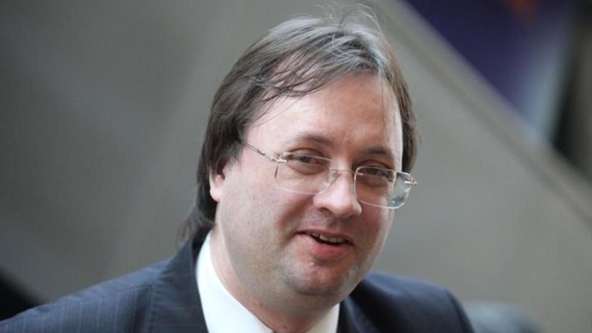 Експертът доц. Минчев стряскащо: Зад пандемията надничат "златният милиард" и война