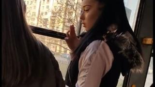 Мрежата дири това момиче от София, за да го шамароса! Ето защо ВИДЕО