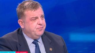 Каракачанов попари Лозан Панов за джендърите и "осеменяващия родител"