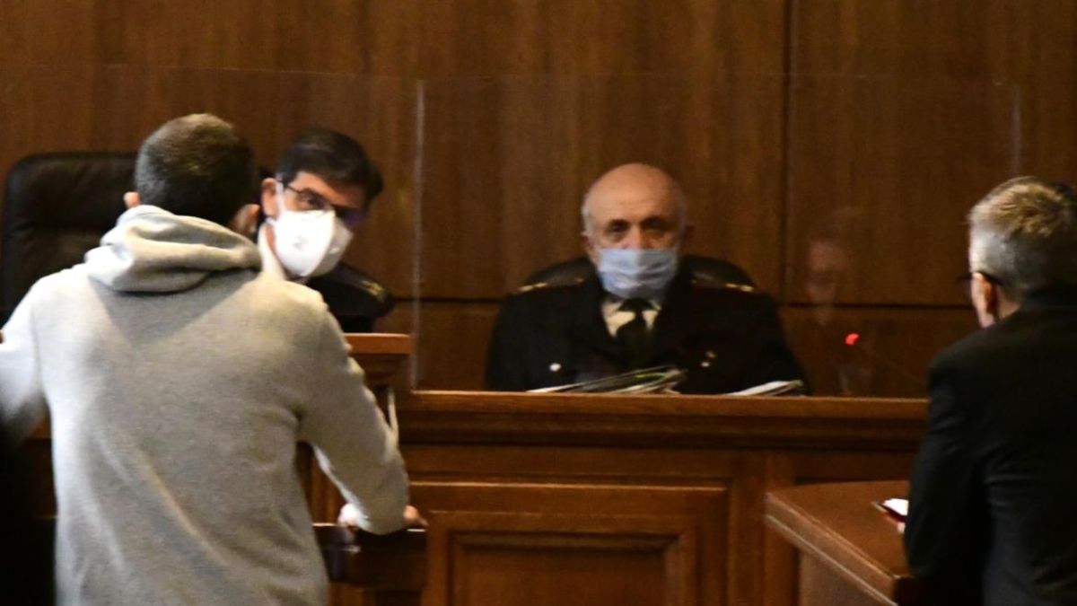 Ето как се явиха в съда обвиняемите в шпионаж, реши се съдбата им СНИМКИ