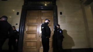 Бивши шефове на военното разузнаване на разпит за шпионския скандал