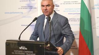 Марешки: Борисов да отстрани Каракачанов до изборите