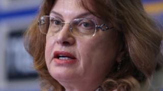 Песимистичен сценарий: Проф. Божкова каза на коя дата ще е пикът на тази вълна от К-19, а краят ѝ...