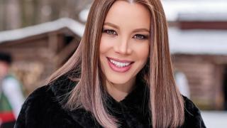 Ексклузивни СНИМКИ от кръщенето на дъщерята на Емилия