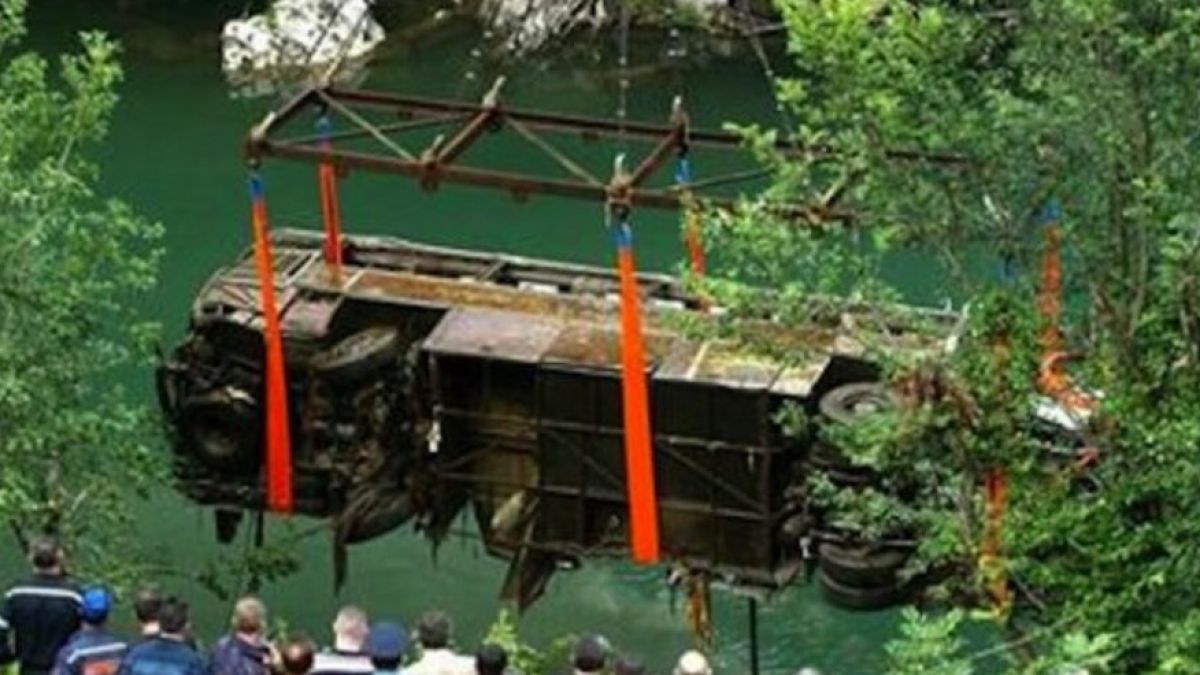 17 години от трагедията в река Лим