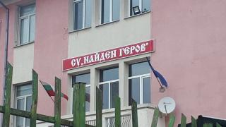 Ето как гласуват в Столипиново СНИМКИ 
