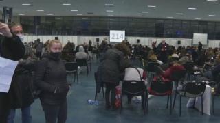Пълен кошмар при предаването на бюлетини, извънредна ситуация с член на СИК ВИДЕО