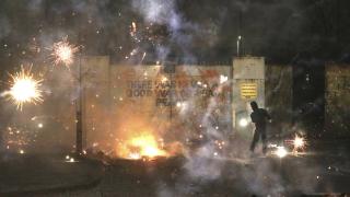 Безредици в Северна Ирландия, Джонсън - силно притеснен