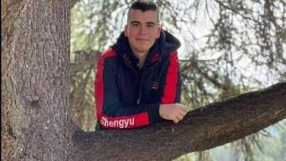 Скръбна вест: Първокурсникът Стоян почина внезапно, приятелите му са потресени
