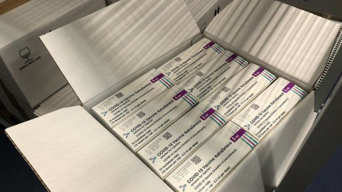 Какво става?! Гърция забрани употребата на ваксината на "Астра Зенека" за младежи