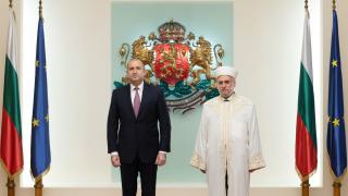 Румен Радев се срещна с Главния мюфтия д-р Мустафа Хаджи
