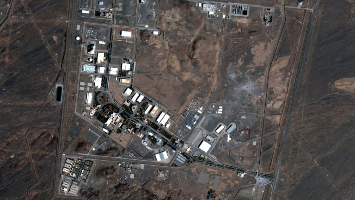 Иран подозира терористичен акт зад аварията в ядрения завод в Натанз