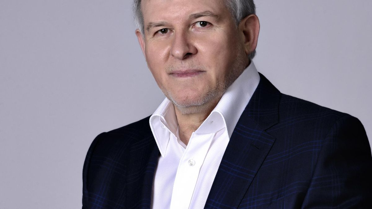 Румен Христов иска изключване на ДБГ от ЕНП