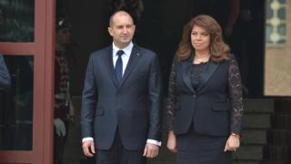 Радев и Йотова на първото заседание на парламента 