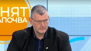 Проф. Момеков разби много митове със статистика за страничните ефекти при "АстраЗенека" и "Янсен"