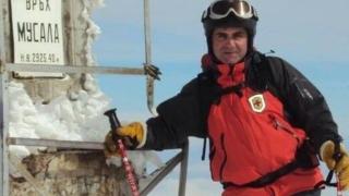 Страшна драма: Разбра се кой е мъжът, скочил от ковид отделението в Карлово СНИМКИ