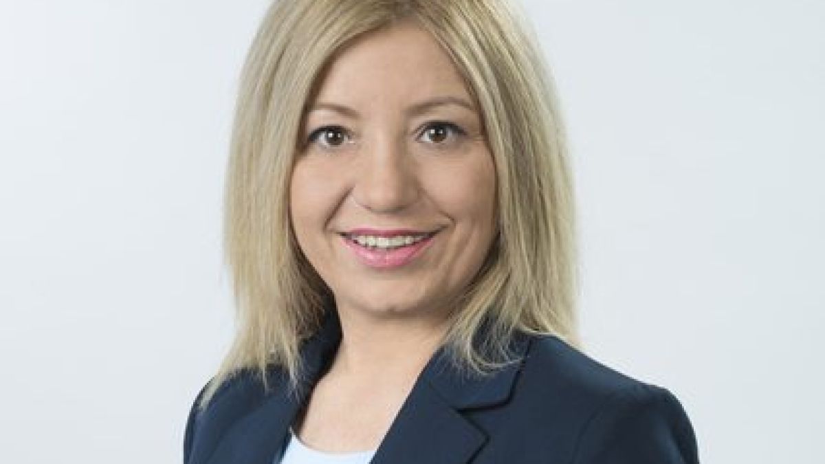 Цецка Бачкова от ДБ стряскащо: Големите кризи тепърва ще се заформят в България 