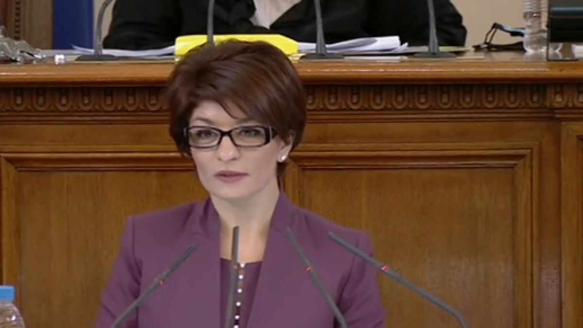 Атанасова към Слави и останалите: ​​​​​​​Време е шоуто да приключи!
