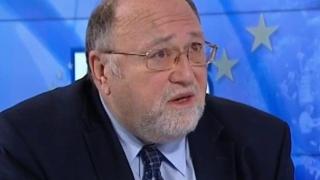 Евродепутатът Ал. Йорданов силно притеснен от случващото се в парламента 