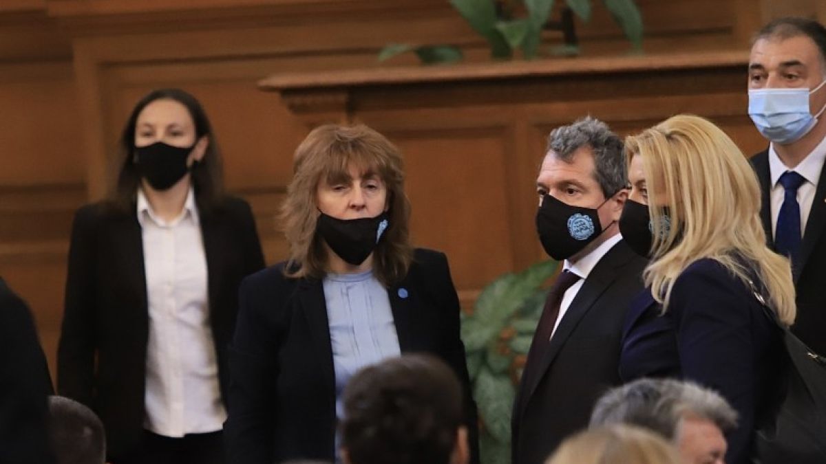 Огнян Минчев: Нарастват съмненията за готовността на ИТН да предложи правителство