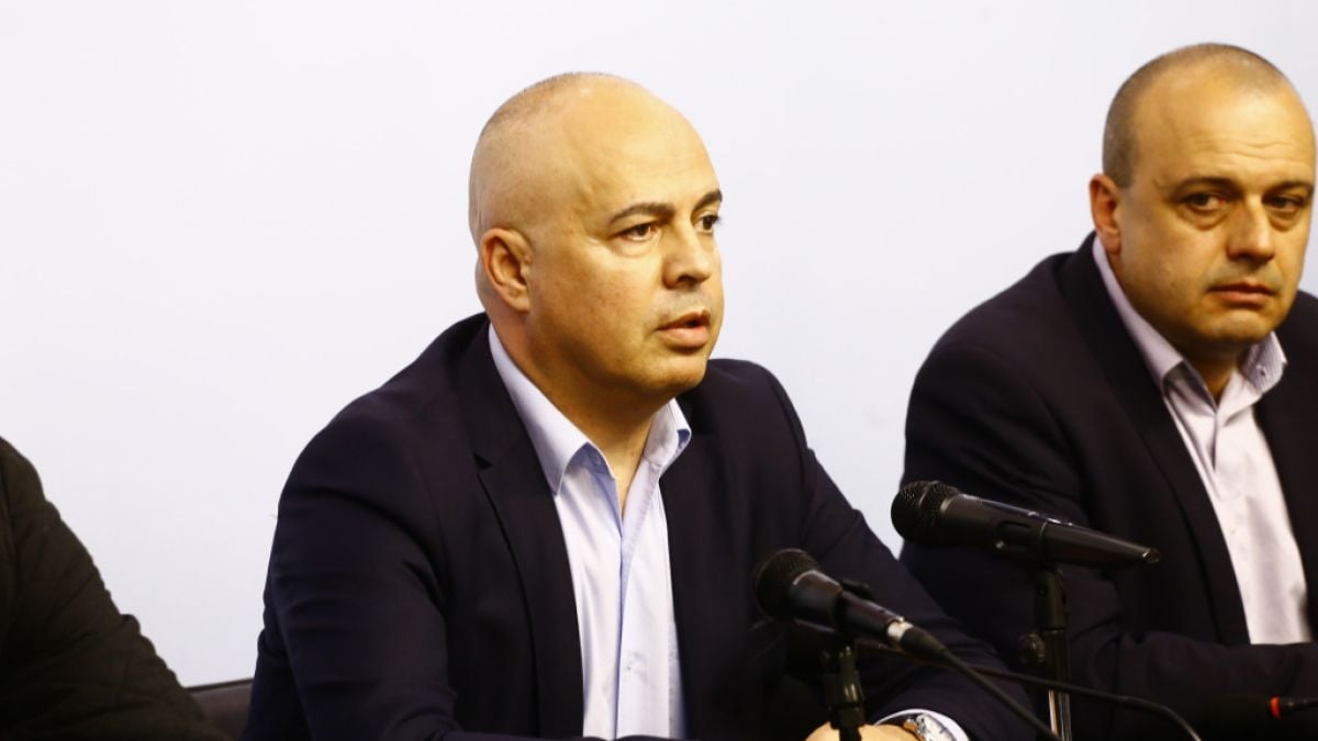 Свиленски хвърли бомба! БСП подкрепя Слави, но при тези 6 условия