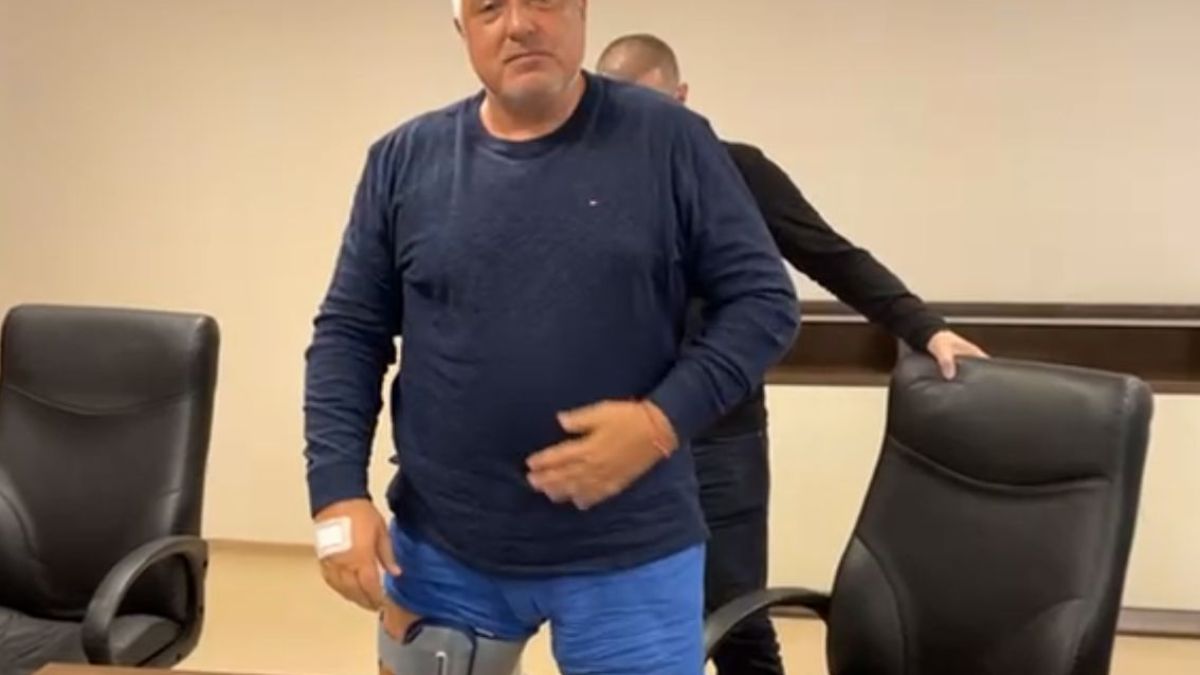Първа СНИМКА на Борисов минути след операцията в леглото, кракът му е... 