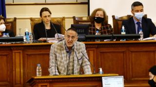 Водеща от БНТ срази Любен Дилов заради новината, че ще преговаря със Слави за кабинет!