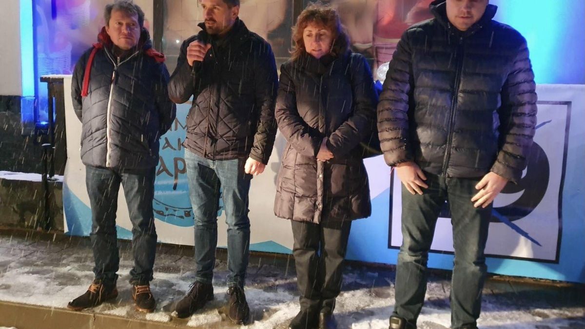 Дамски гамбит при Слави жертва експерт по сигурността за сметка на Олинезата