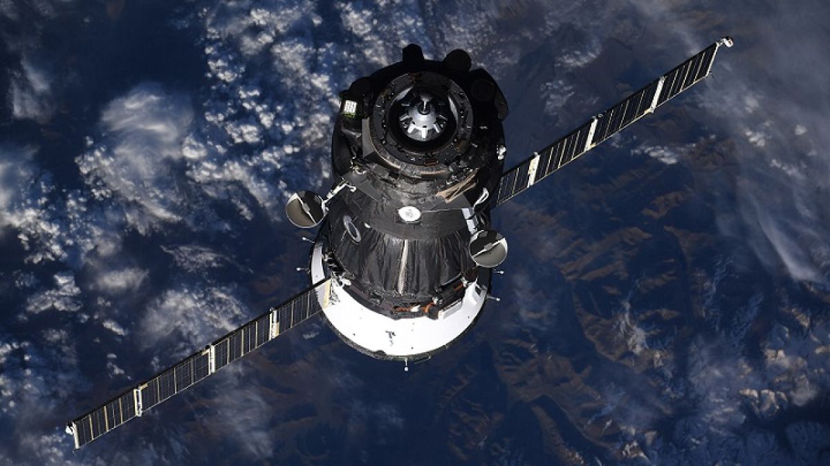 Експерт разказа кой е пробил дупка в обвивката на космическия кораб Союз МС-09