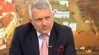 Хаджигенов проговори с кого ИМВ се договаря за "някакво правителство"