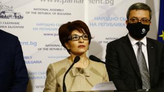 ГЕРБ с мълниеносна реакция след мораториума върху сделките и назначенията на "Борисов 3" ВИДЕО