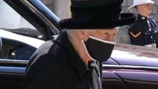 Кралски фотограф разкри ще се оттегли ли Елизабет II от трона 