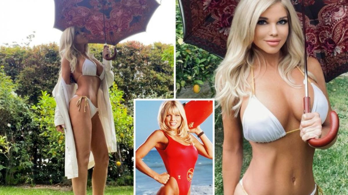 53-г. актриса от "Спасители на плажа" се разголи и взриви мрежата СНИМКИ 18+