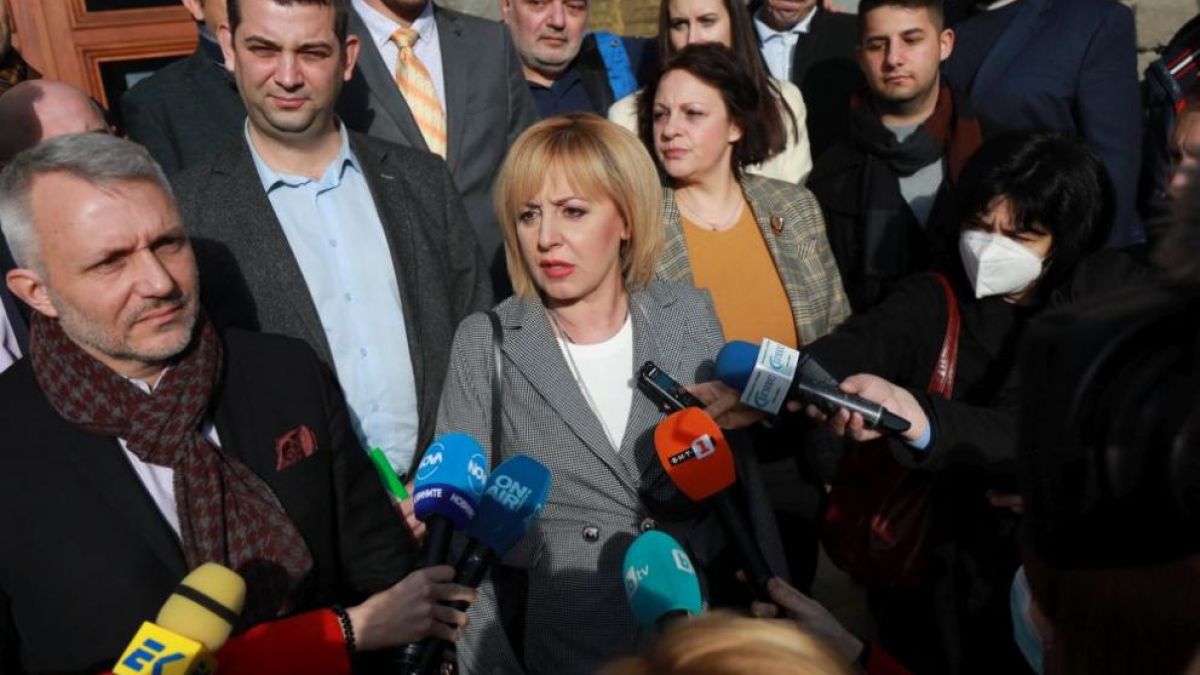 И Манолова даде заден: ИМВ били готови за мандат, но другите партии правели ненормални неща 