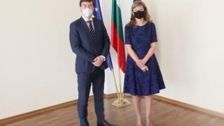 Захариева изрази подкрепа към Чехия от името на Борисов