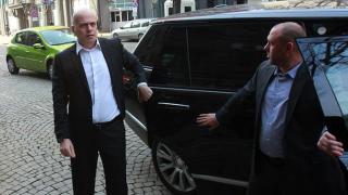 Надничат ли Бобокови зад победата на Слави над ГЕРБ със 111 гласа в Русе? Числата проговарят!