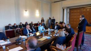 Официално! Правната комисия с ключови промени за изборите