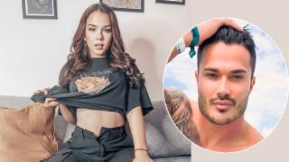 Новата певица на Галин се пусна напълно гола в дебютно ВИДЕО 18+